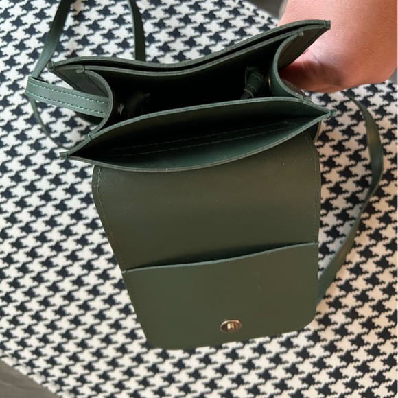 Army green crossbody - Picture 3 of 7